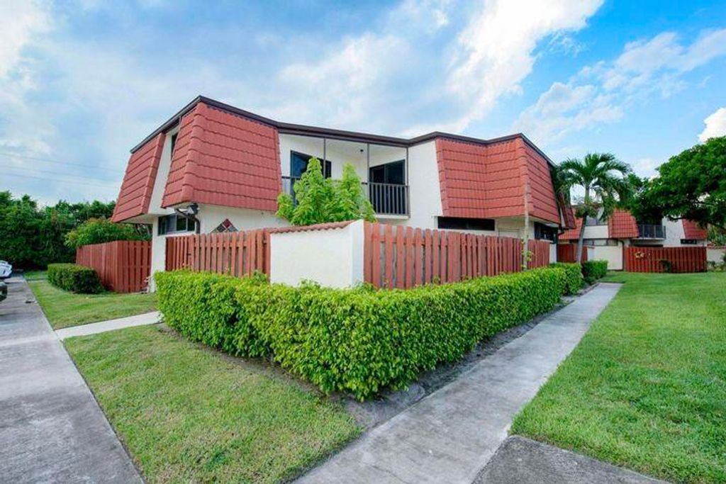 Photo of 3861 Victoria Drive #3861, West Palm Beach, FL 33406 (MLS # R11160052)