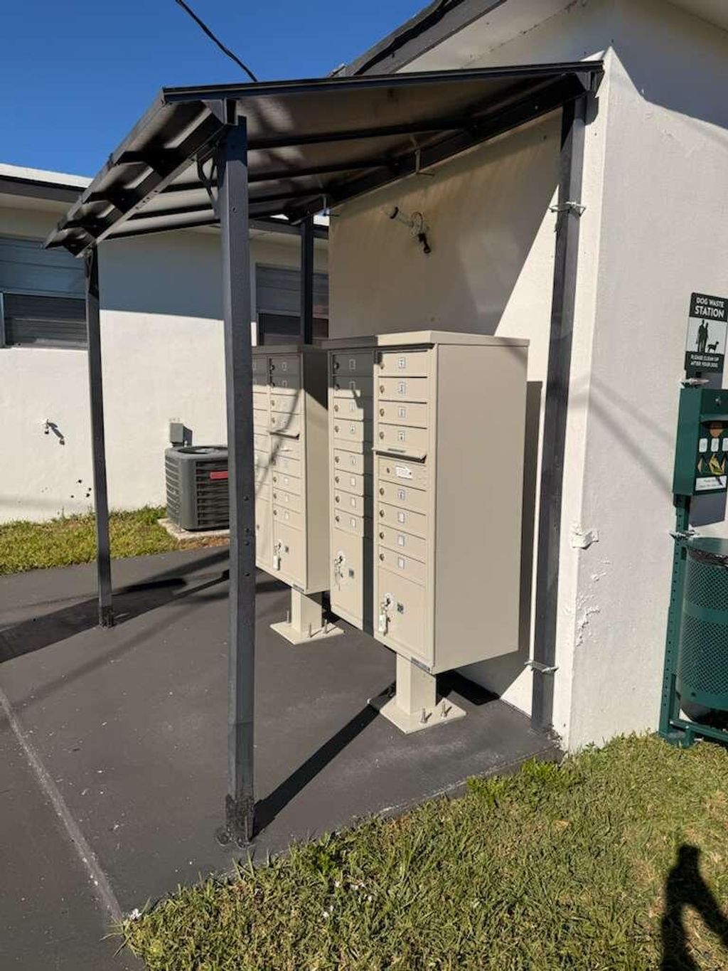 Photo of 1885 40th Avenue #Unit 4, Vero Beach, FL 32960 (MLS # B26010777)