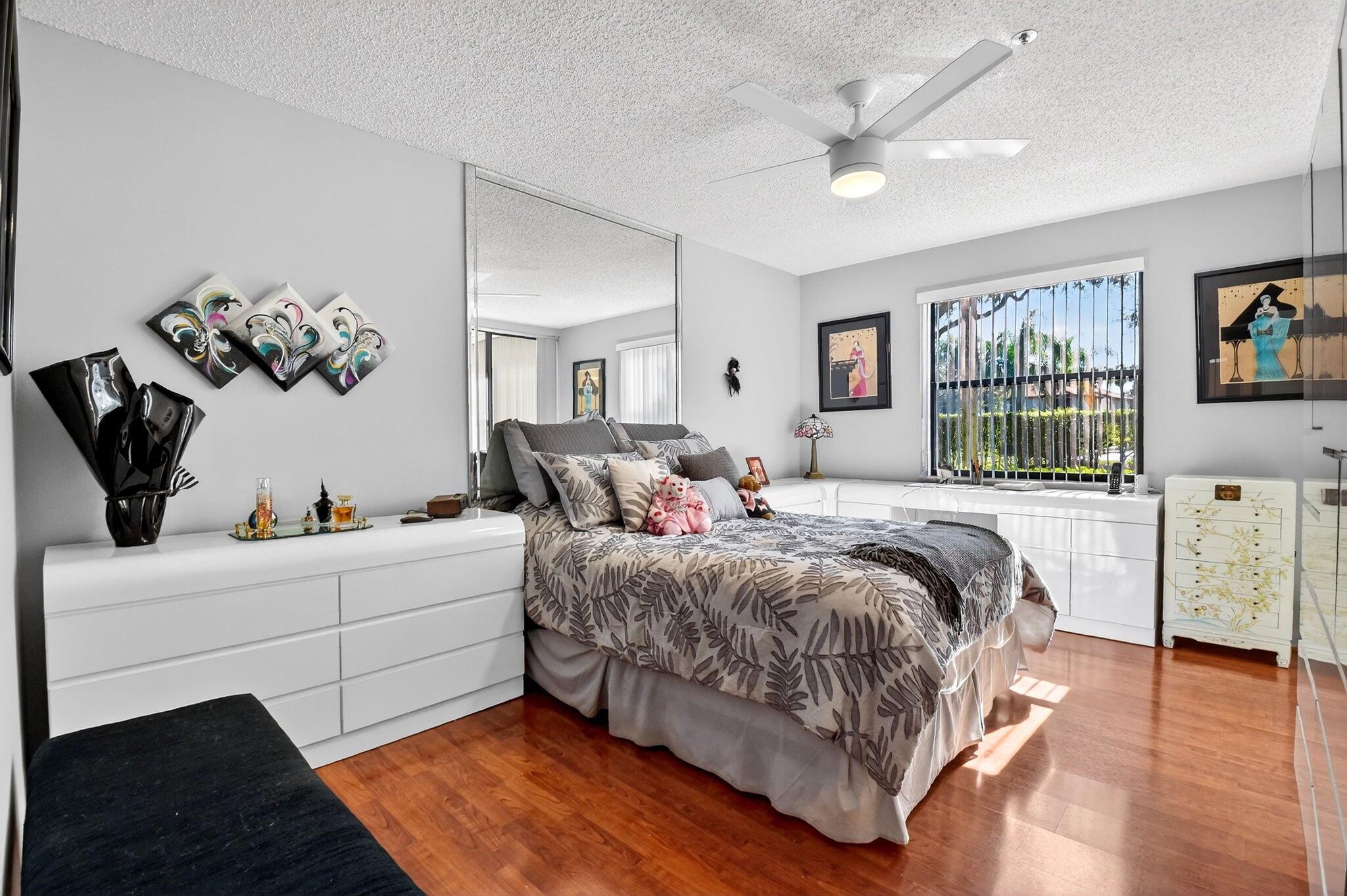 EXCELLENTE VILLAGE A,B,C, - Residential