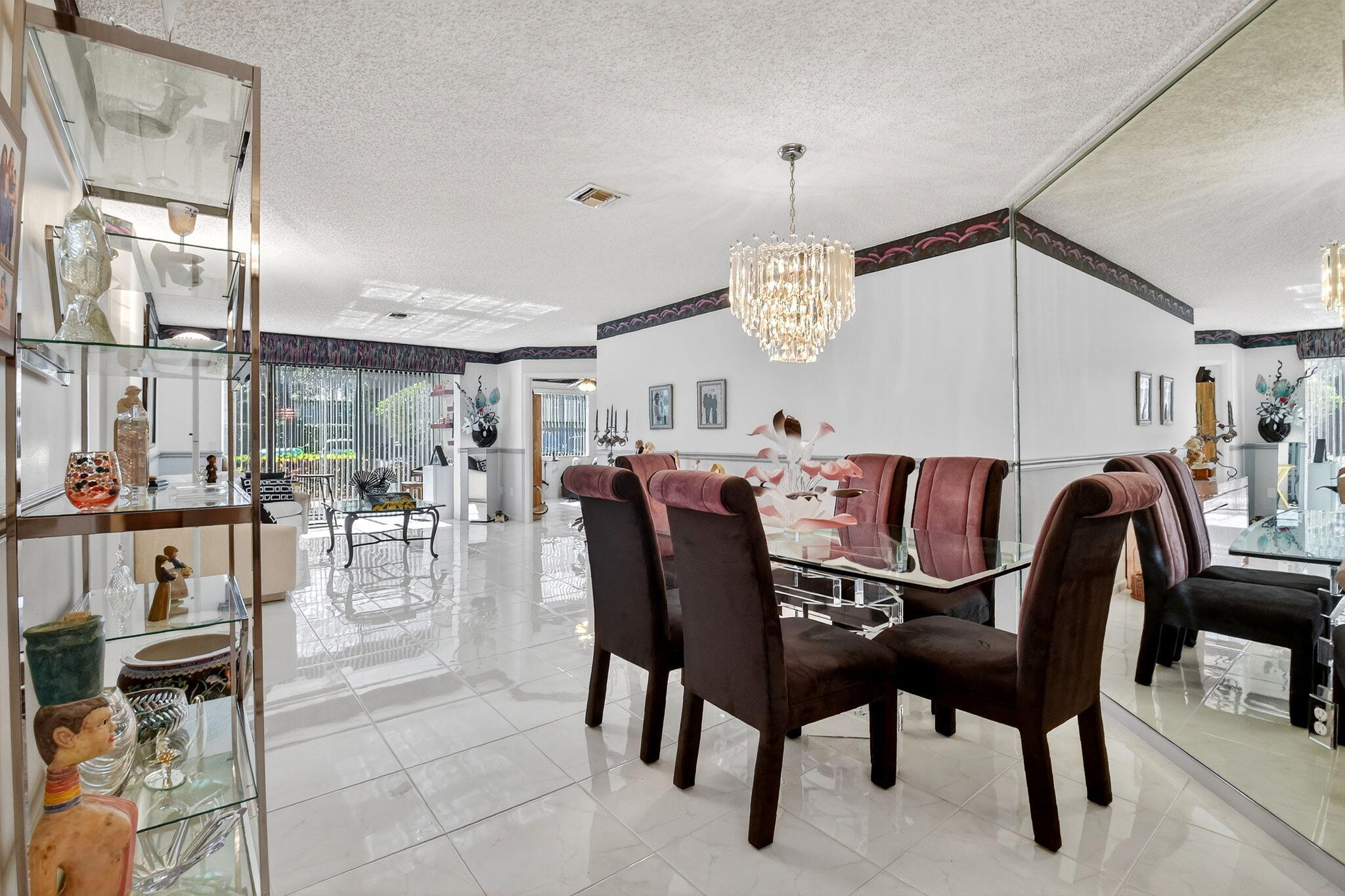 EXCELLENTE VILLAGE A,B,C,D,F, & G CONDO - Residential