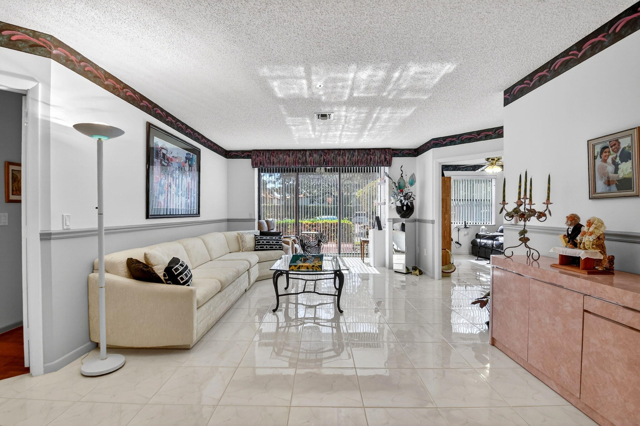 EXCELLENTE VILLAGE A,B,C,D,F, & G CONDO - Residential