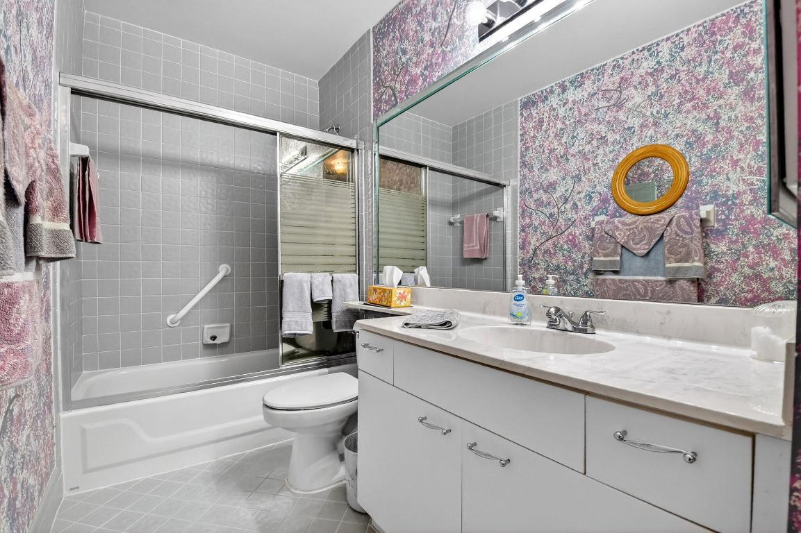 EXCELLENTE VILLAGE A,B,C,D,F, & G CONDO - Residential