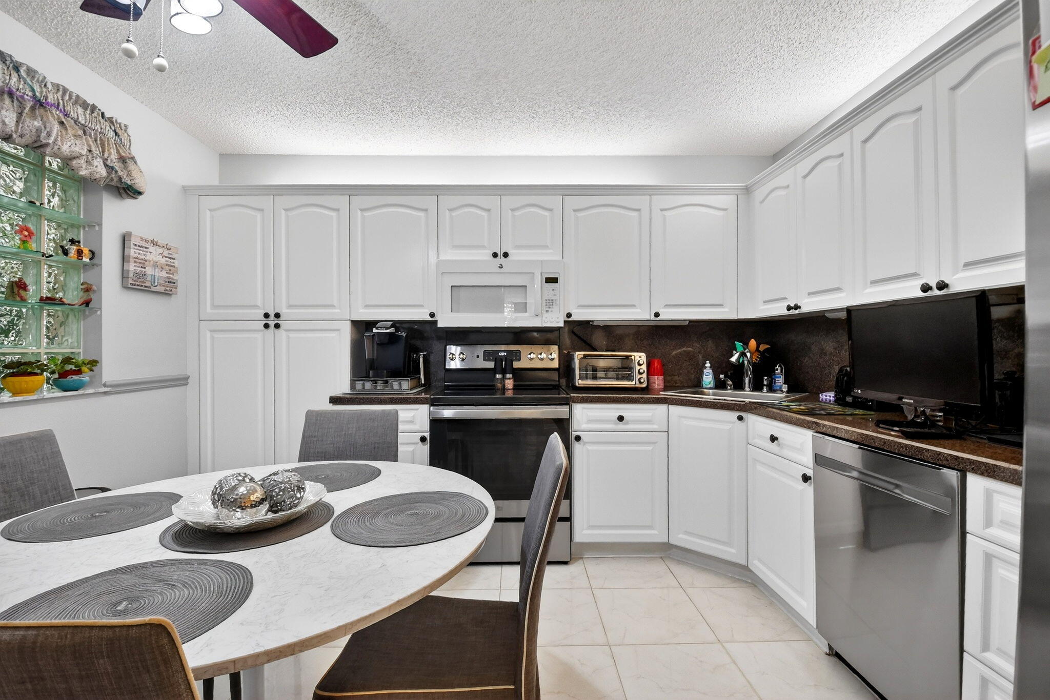 EXCELLENTE VILLAGE A,B,C,D,F, & G CONDO - Residential