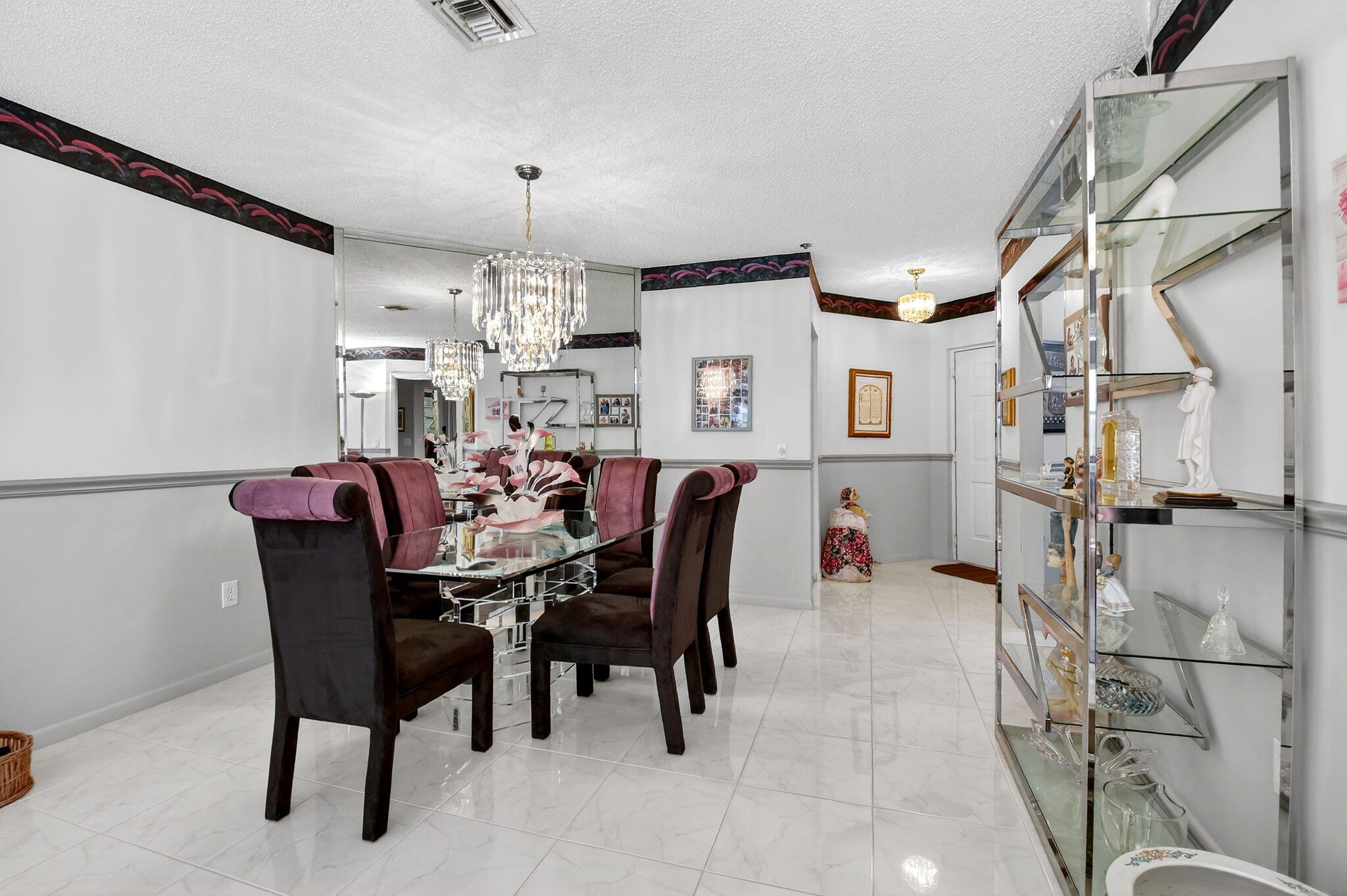 EXCELLENTE VILLAGE A,B,C,D,F, & G CONDO - Residential