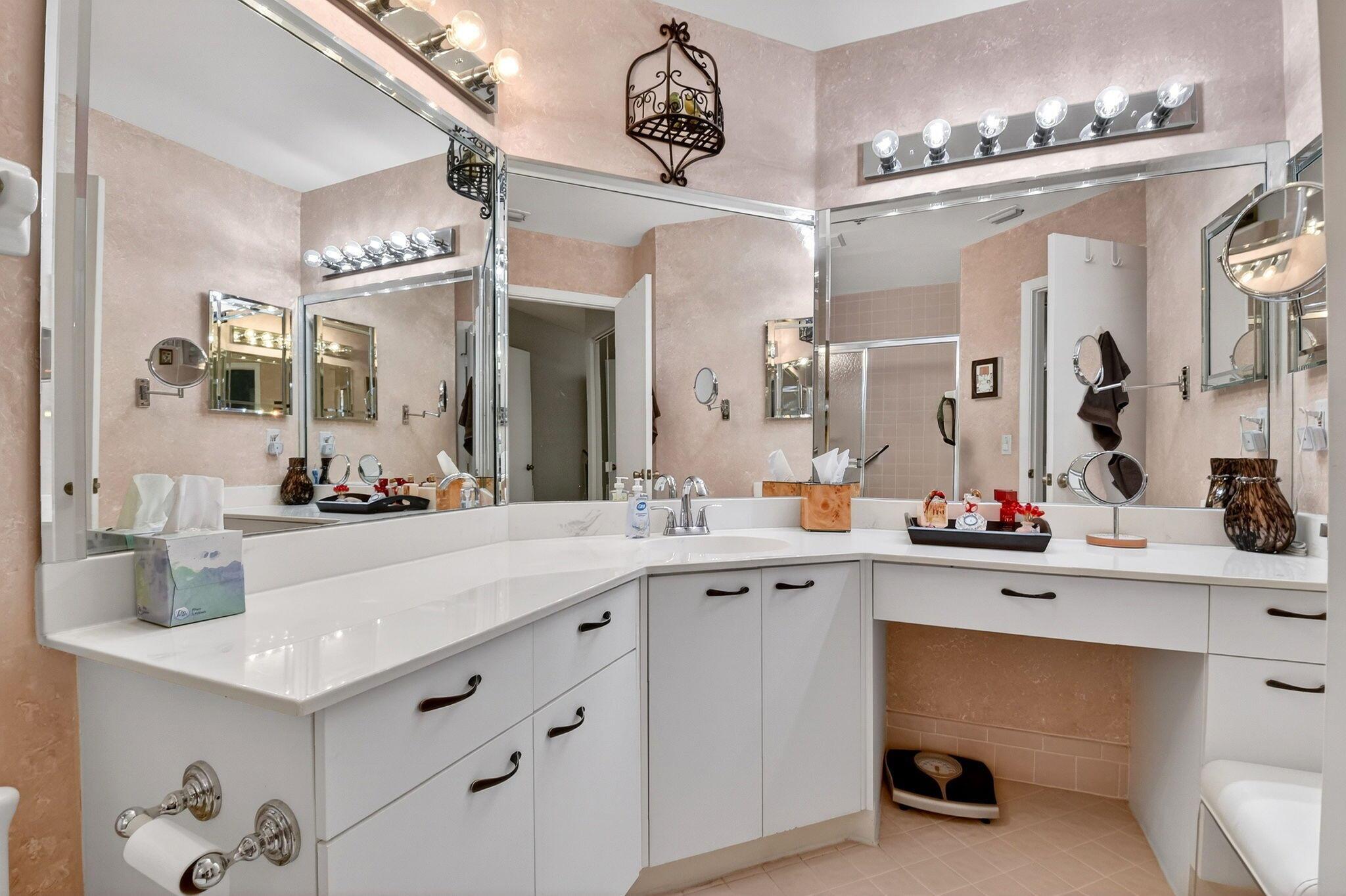 EXCELLENTE VILLAGE A,B,C, - Residential