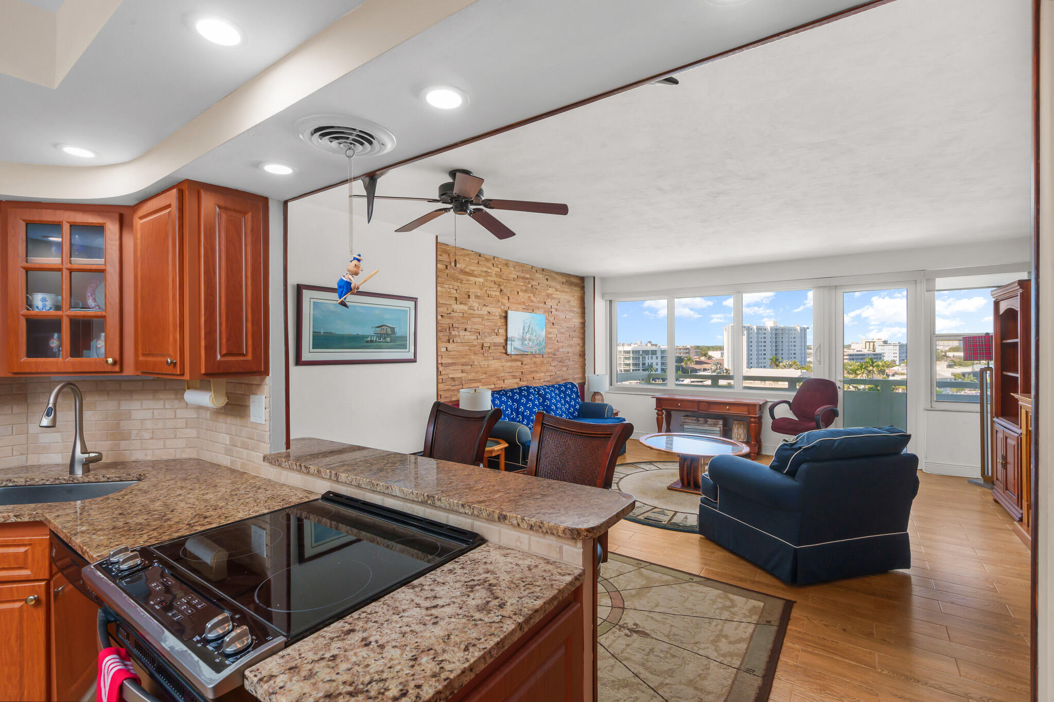 CORAL RIDGE TOWERS NORTH CO-OP - Residential