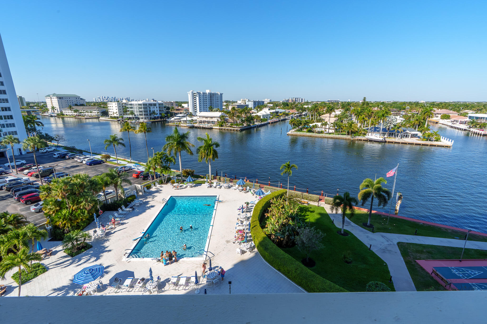 CORAL RIDGE TOWERS NORTH CO-OP - Residential