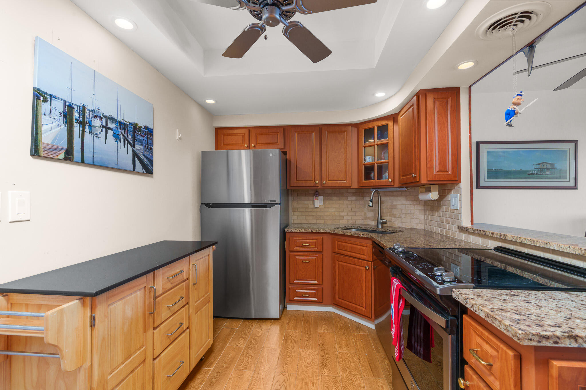 CORAL RIDGE TOWERS NORTH CO-OP - Residential