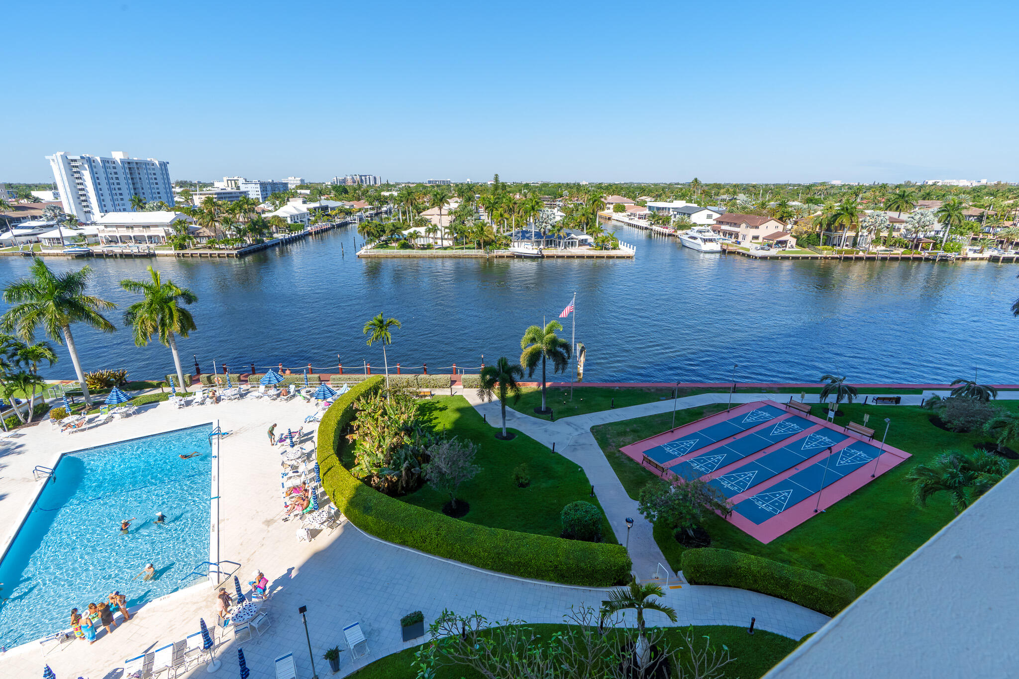 CORAL RIDGE TOWERS NORTH CO-OP - Residential