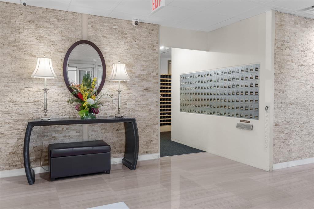 CORAL RIDGE TOWERS NORTH CO-OP - Residential