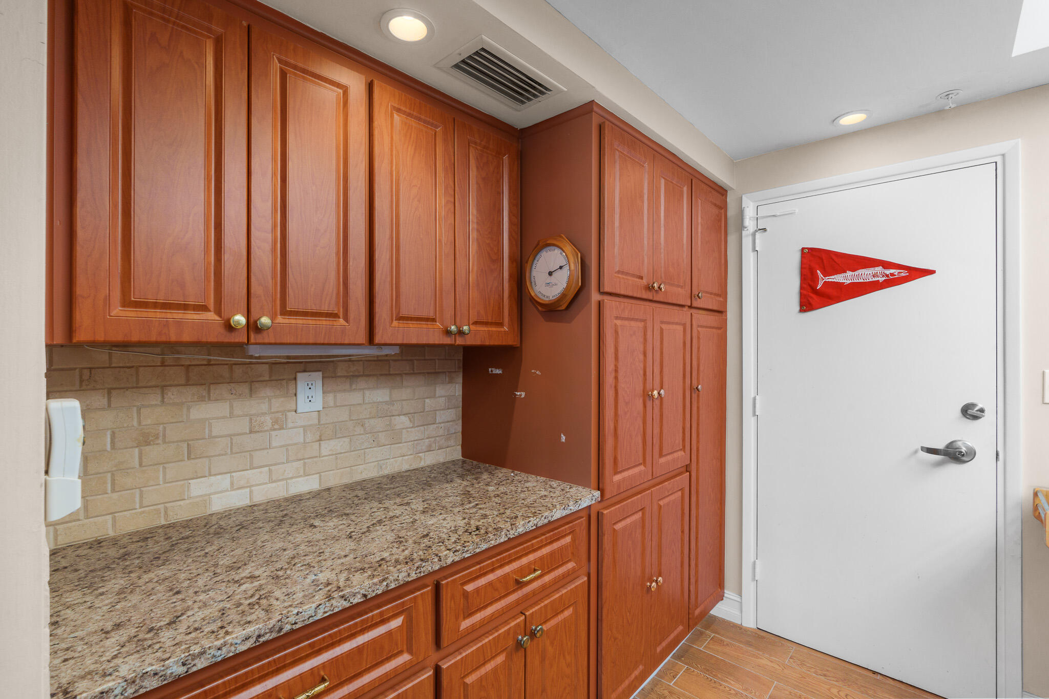 CORAL RIDGE TOWERS NORTH CO-OP - Residential