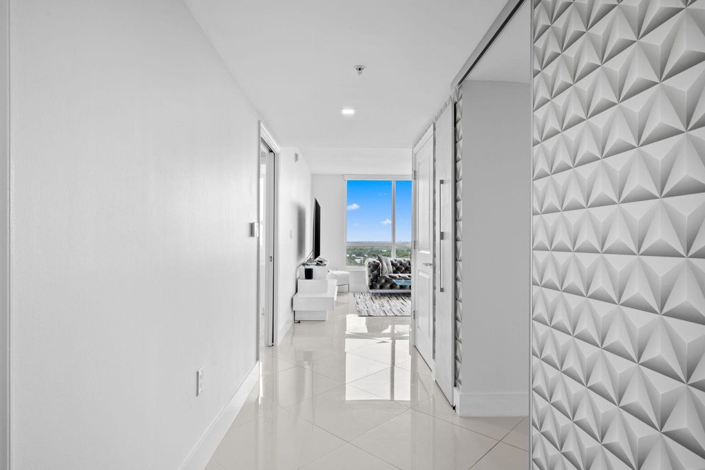 Photo of 610 W Las Olas Boulevard #1712n, Fort Lauderdale, FL 33312 (MLS # B26012982)