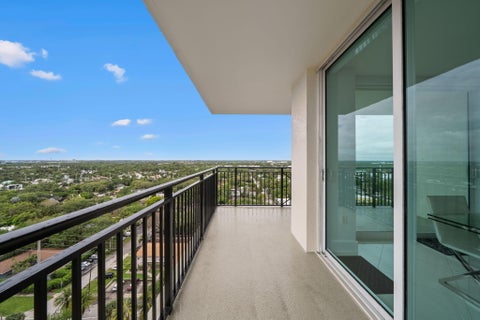 Tiny photo for 610 W Las Olas Boulevard #1712n, Fort Lauderdale, FL 33312 (MLS # B26012982)