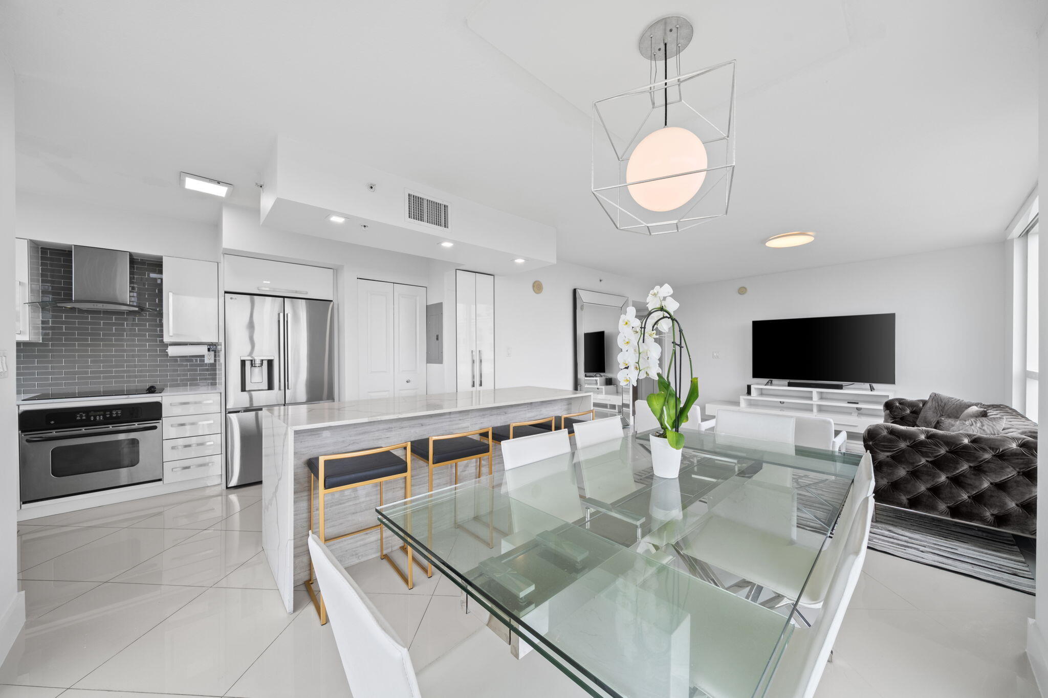 SYMPHONY NORTH CONDO - Residential