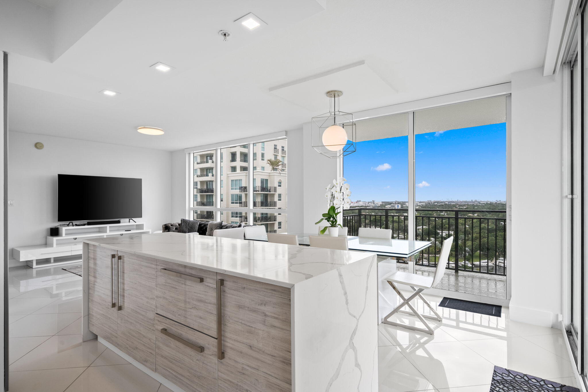 SYMPHONY NORTH CONDO - Residential