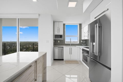 Tiny photo for 610 W Las Olas Boulevard #1712n, Fort Lauderdale, FL 33312 (MLS # B26012982)