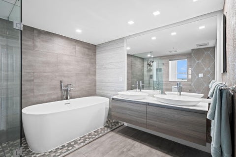 Tiny photo for 610 W Las Olas Boulevard #1712n, Fort Lauderdale, FL 33312 (MLS # B26012982)