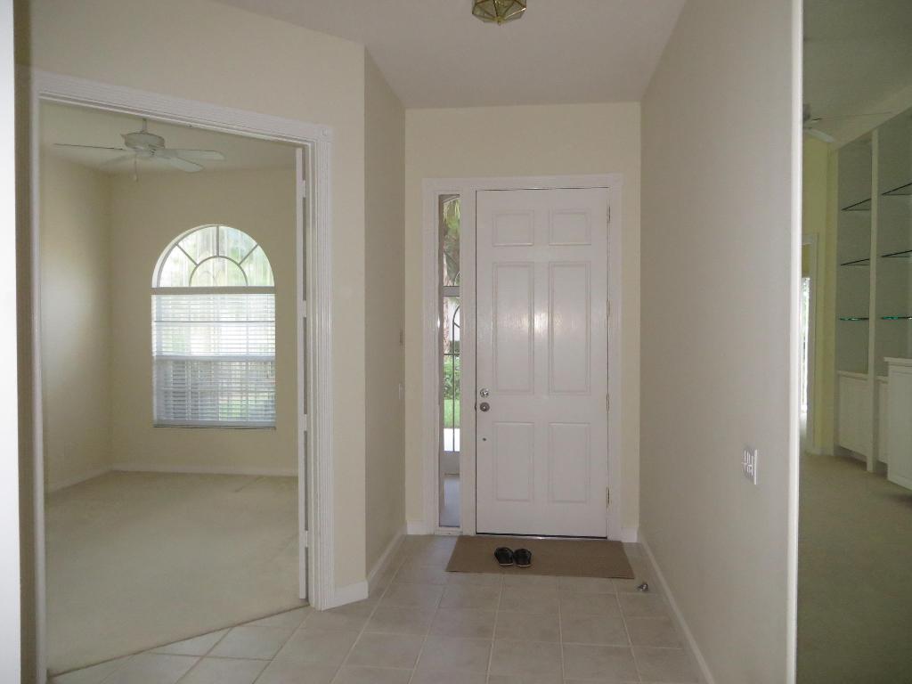 RIVERWALK 4 - Residential Lease