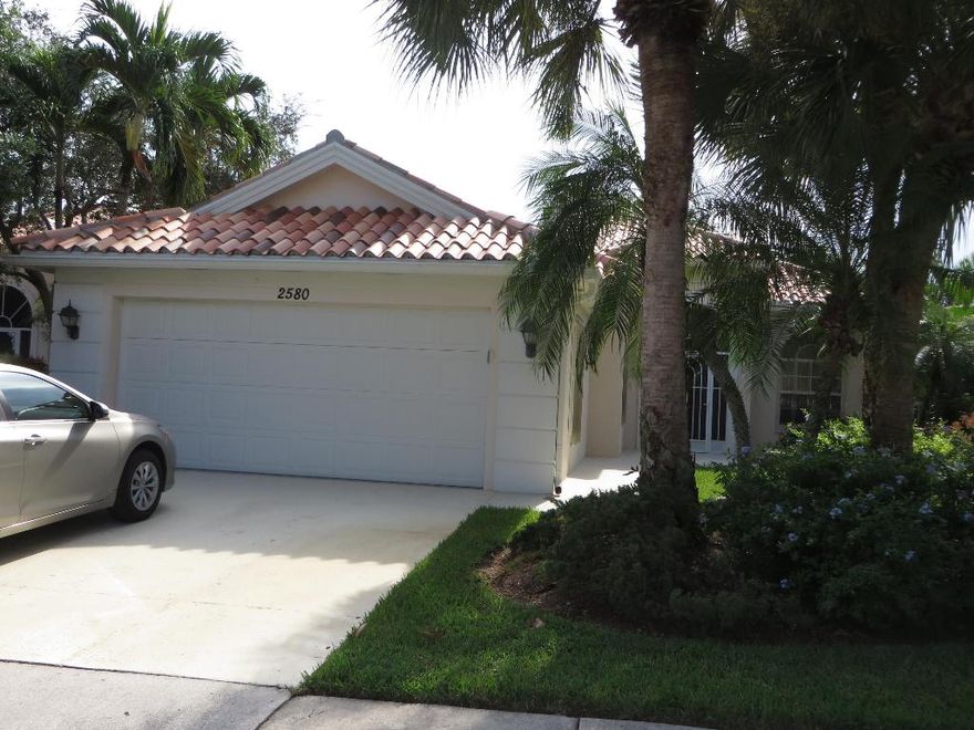 Immaculate, Lakeside Views & Lush Landscape, 24 hours Gated Community,15 minutes from Beach & Ocean, 3 Heated Swimming Pools, Onsite Café Market open daily and serving Sunday Brunch, Post Office, PNC Bank, Gym, Pavilion featured Tennis Court, Town-Hall Center all onsite for your convenience, 12 miles for scenic pedestrian pathways.