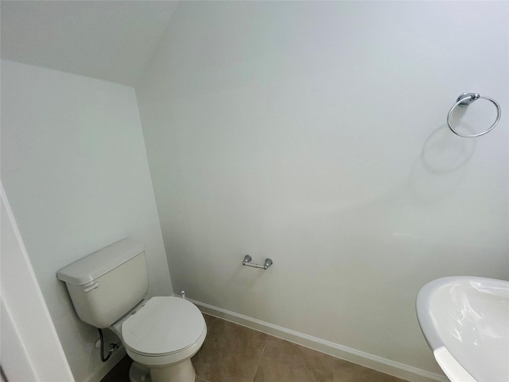 TERRACES OF WESTLAKE - Residential Lease