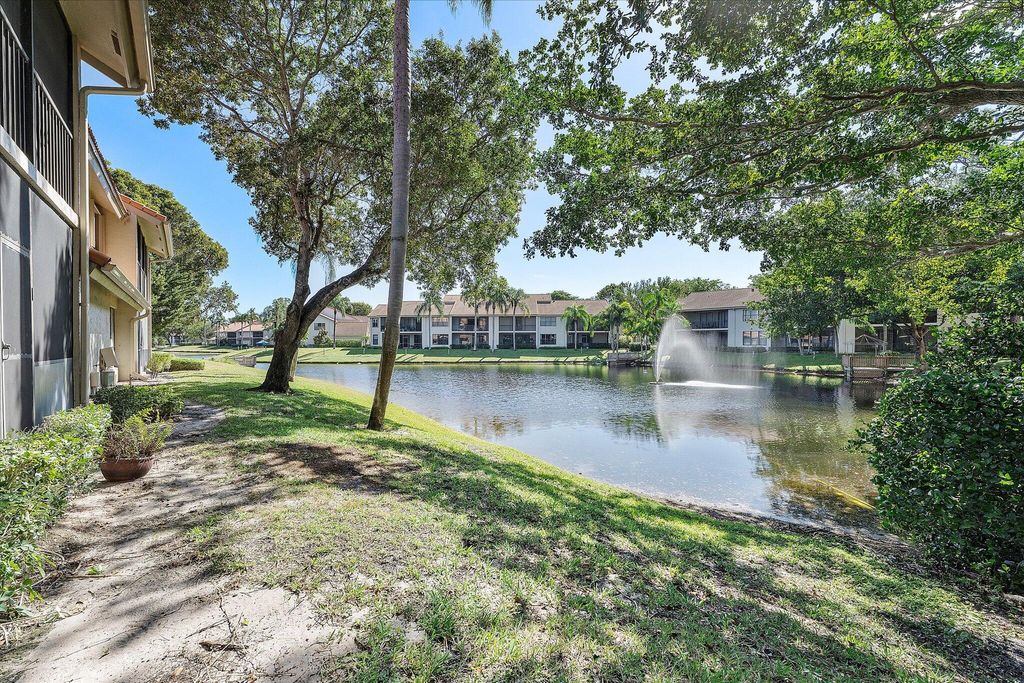 Photo of 5581 Coach House Circle #B, Boca Raton, FL 33486 (MLS # R11057220)