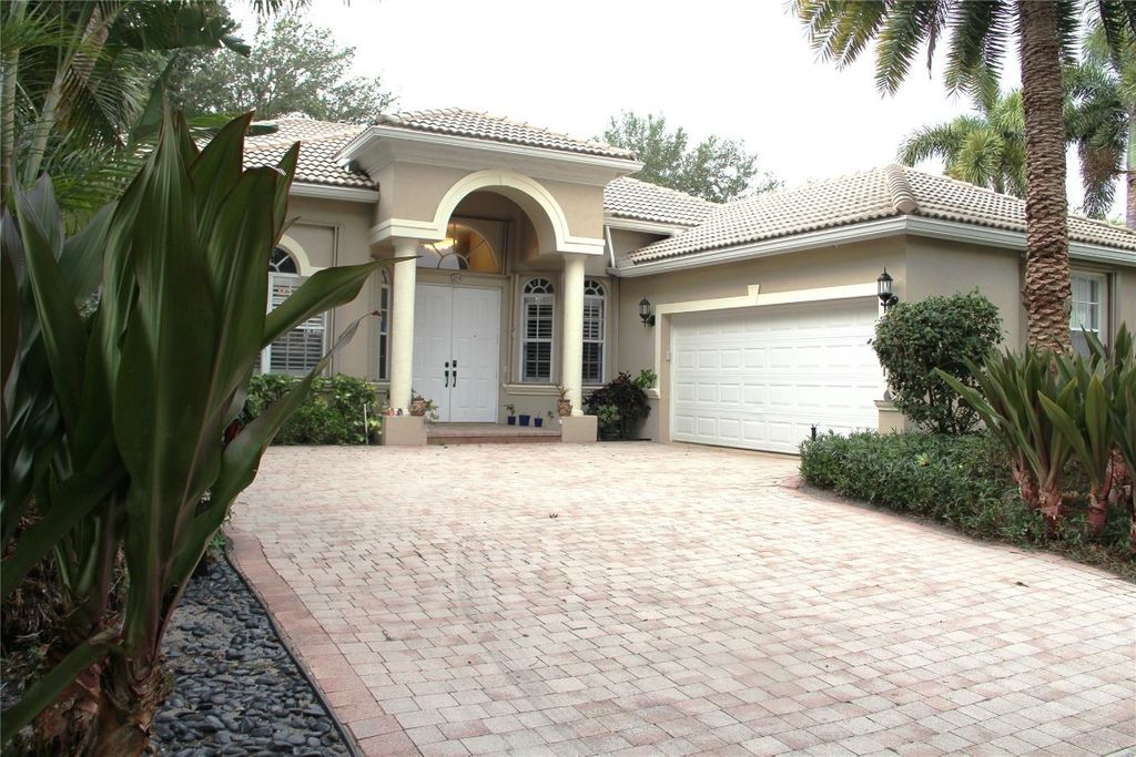 Photo of 7300 Viale Michelangelo, Delray Beach, FL 33446 (MLS # F10512797)