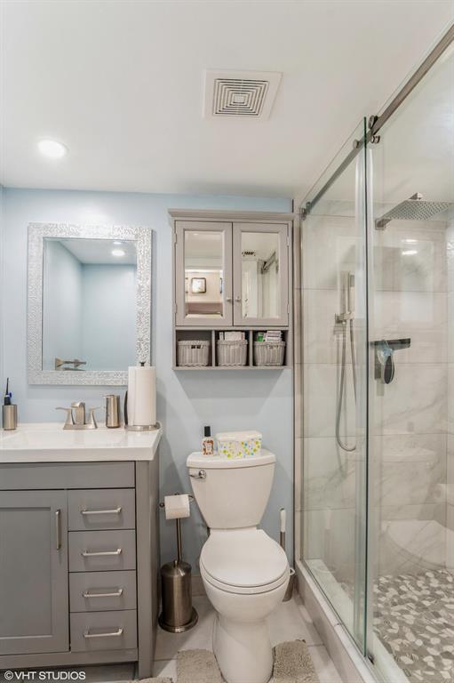 PINE RIDGE AT DELRAY BEACH CONDO - Residential Lease