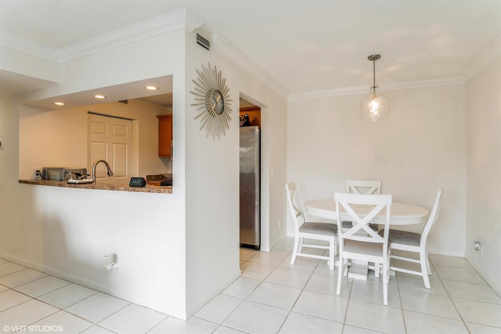 PINE RIDGE AT DELRAY BEACH CONDO - Residential Lease