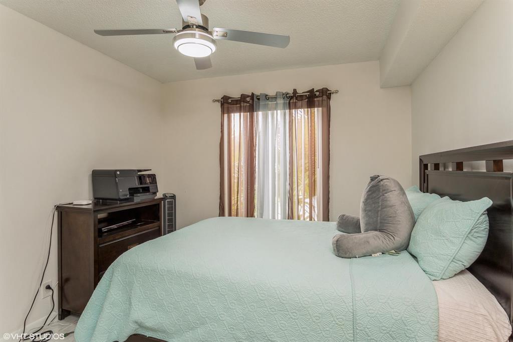 PINE RIDGE AT DELRAY BEACH CONDO - Residential Lease