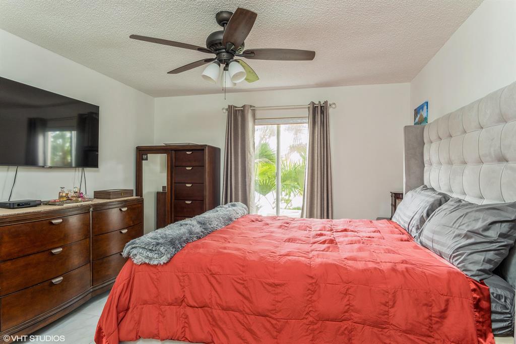 PINE RIDGE AT DELRAY BEACH CONDO - Residential Lease