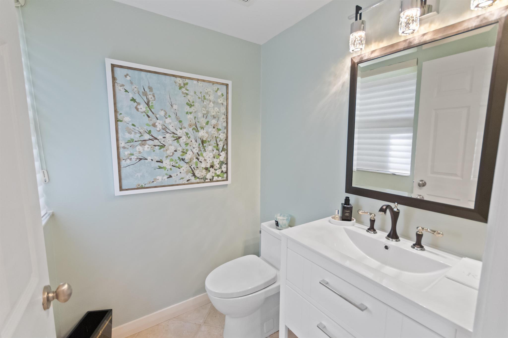 OLD PORT COVE HARBOR VILL - Residential