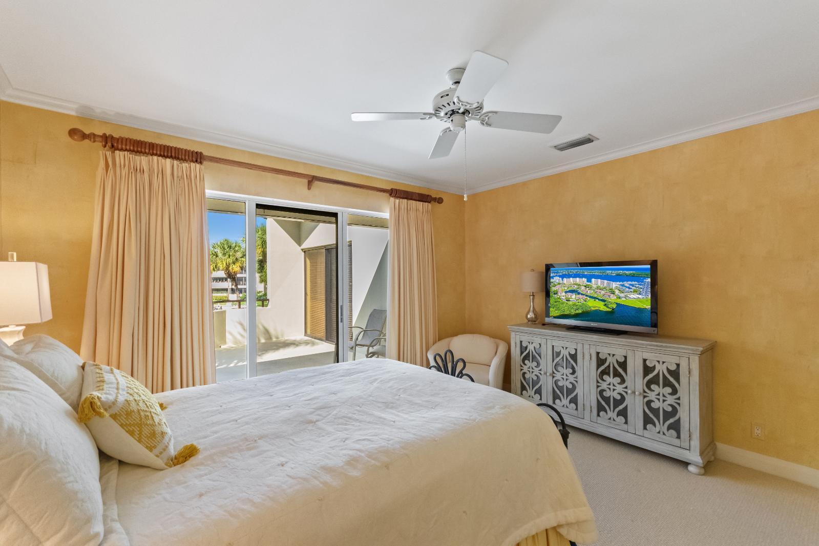 OLD PORT COVE HARBOR VILL - Residential