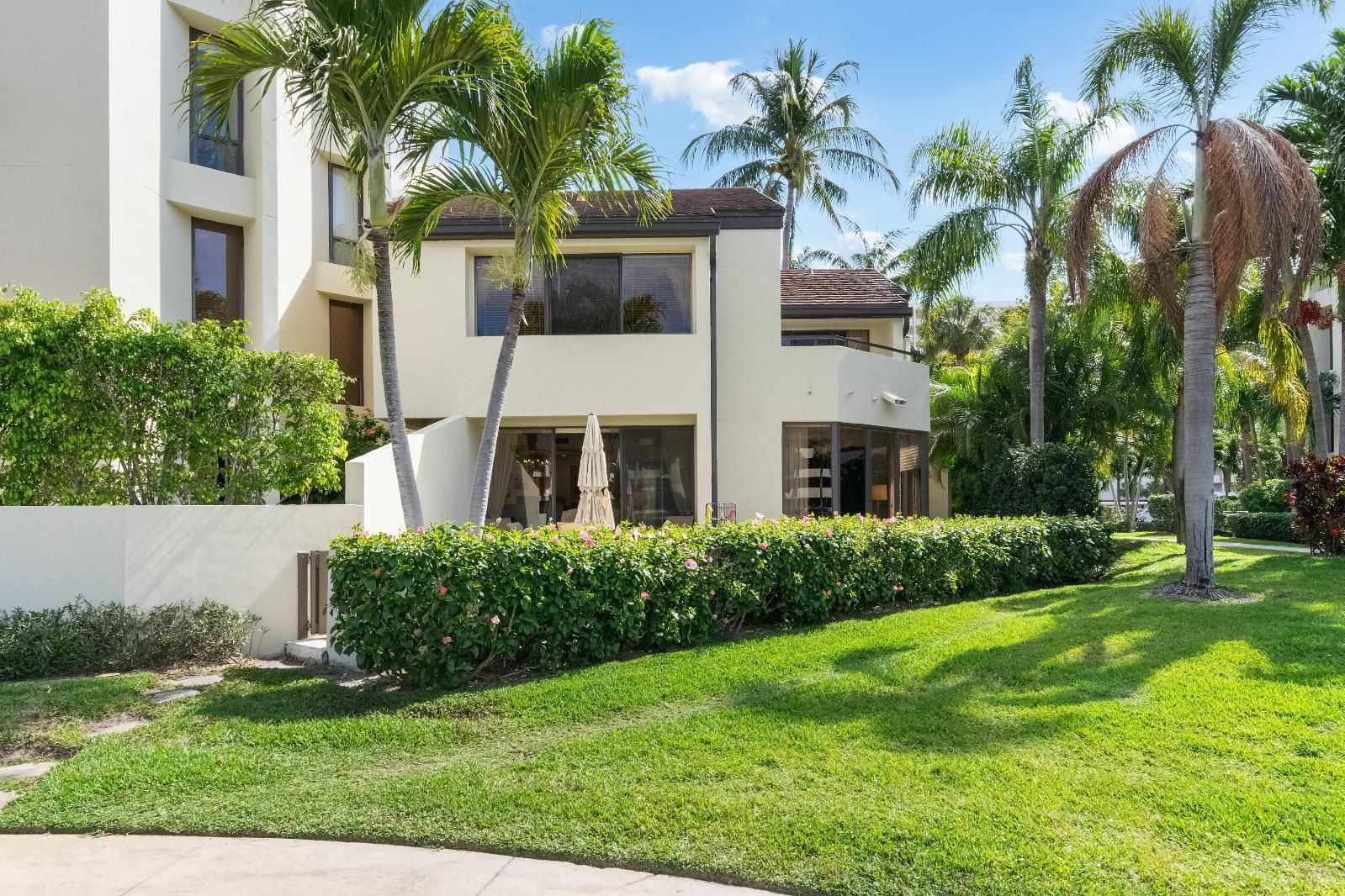 1141 Marine Way E Hth