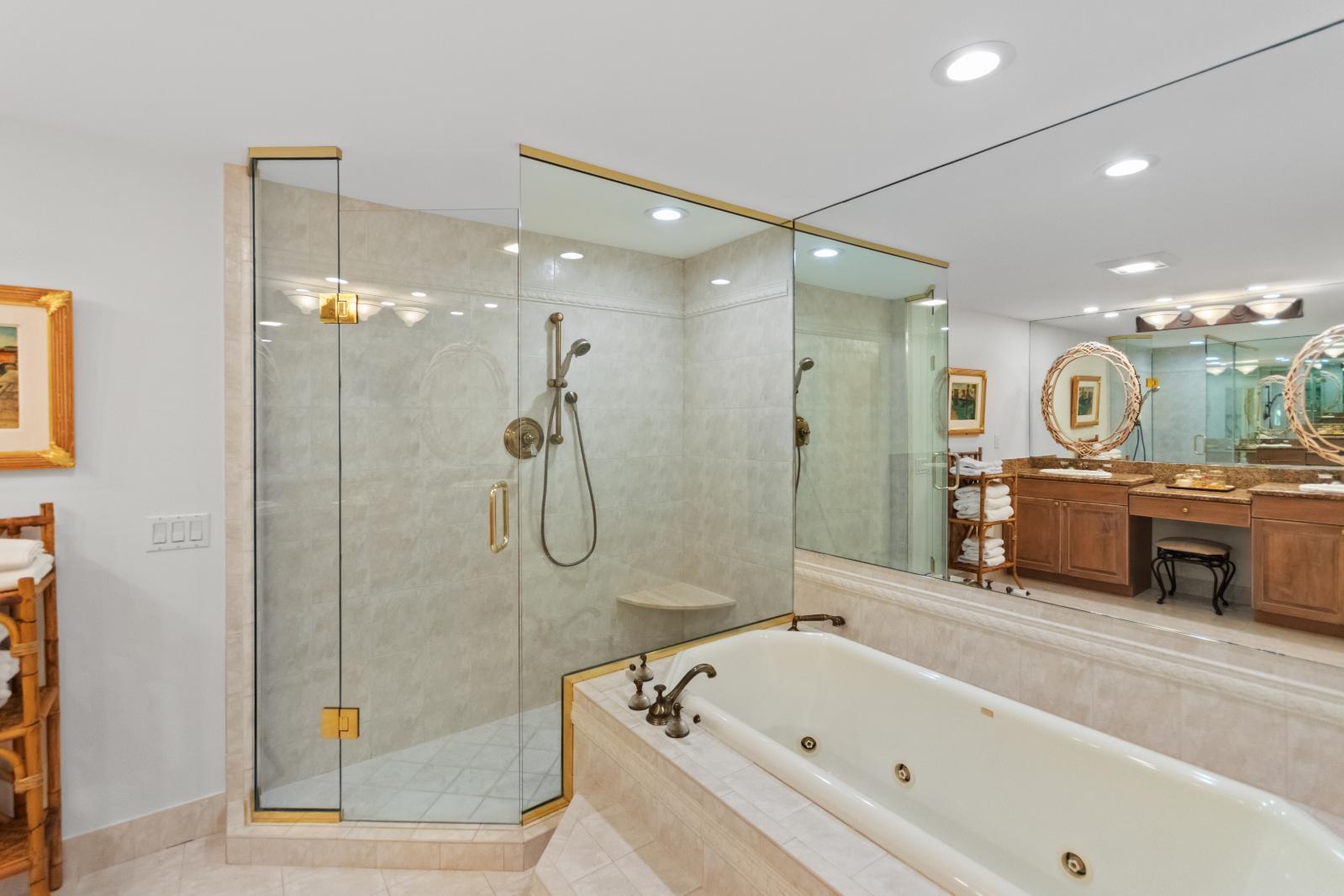 OLD PORT COVE HARBOR VILL - Residential