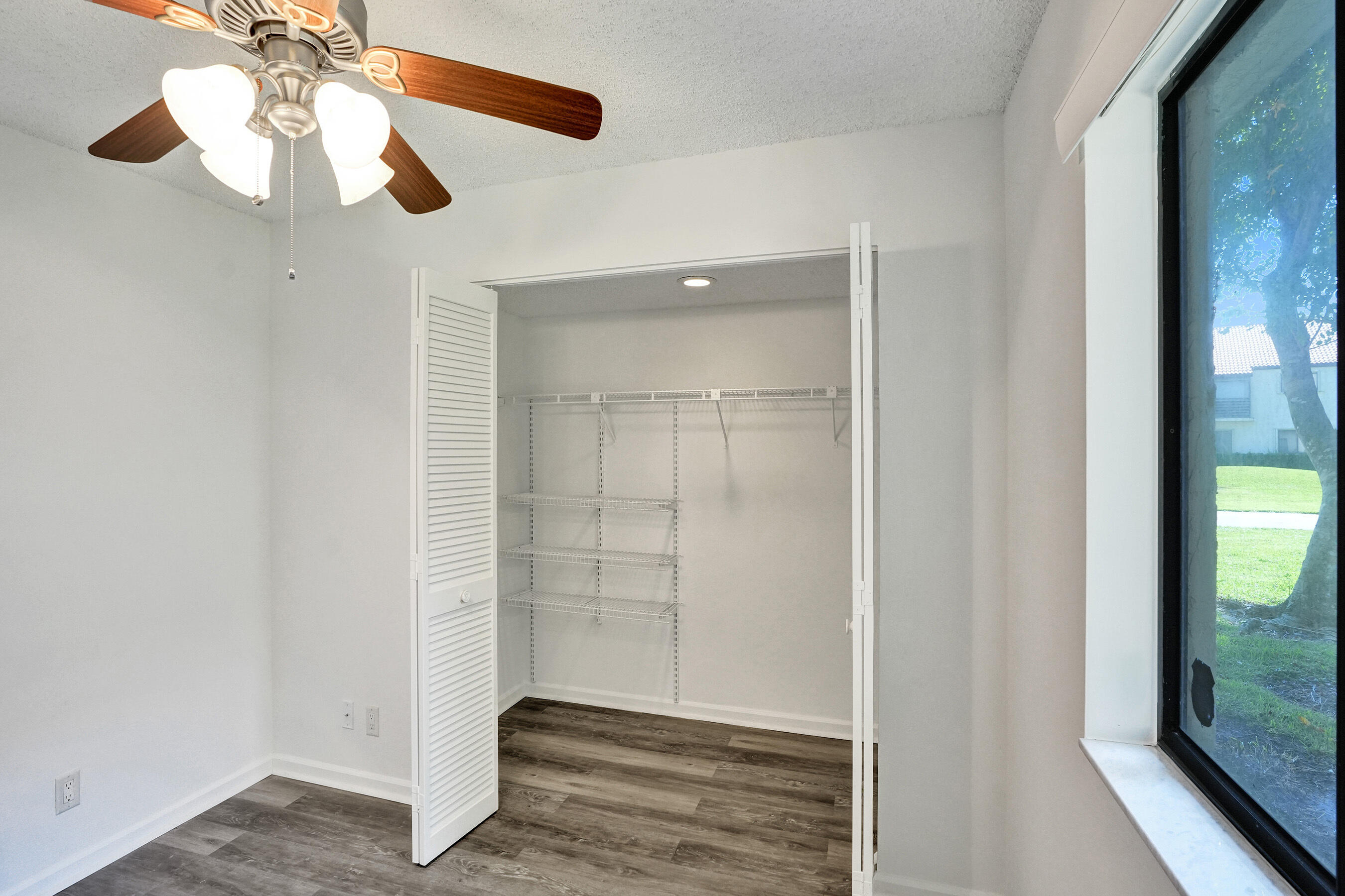 SOUTH LAKE CONDO - Residential