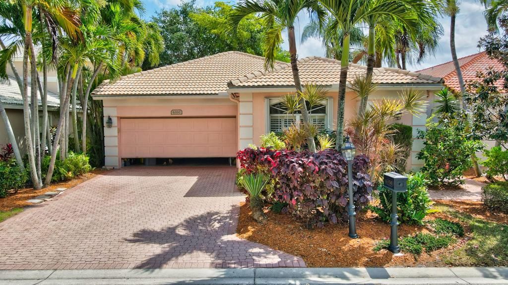 Photo of 6350 Brava Way, Boca Raton, FL 33433 (MLS # R10703843)
