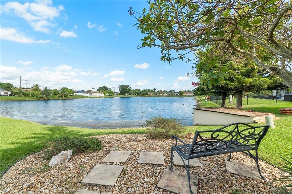 SPRING LAKE - Residential