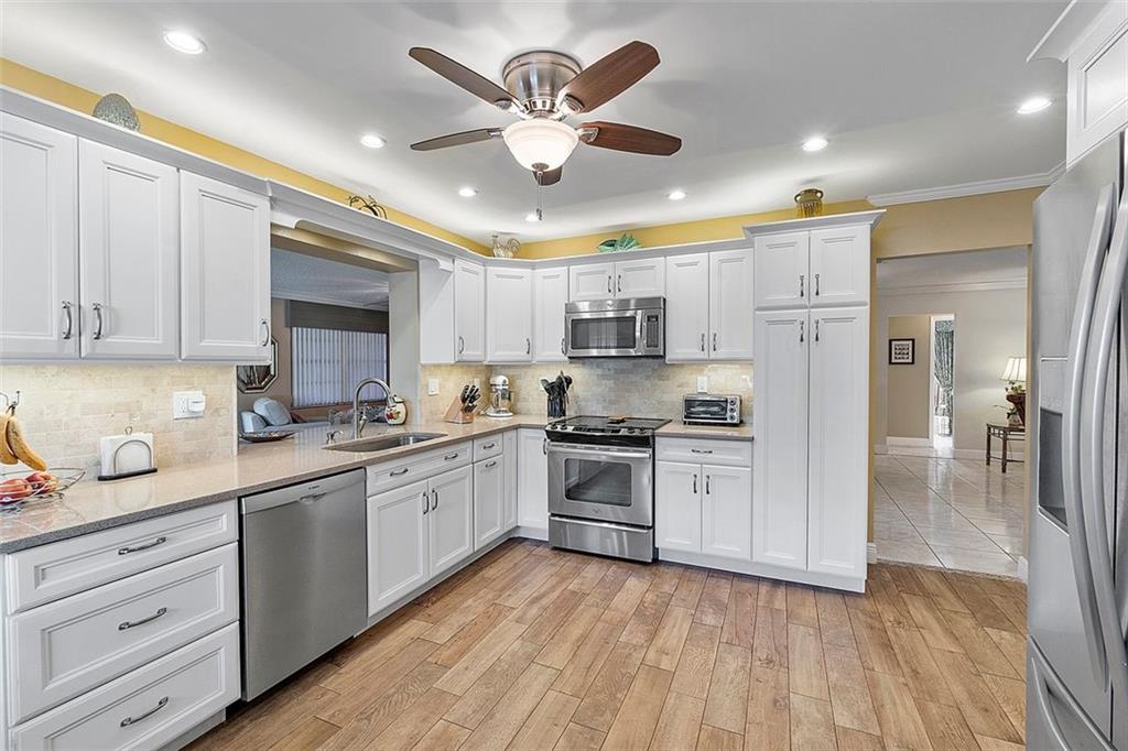 SPRING LAKE - Residential