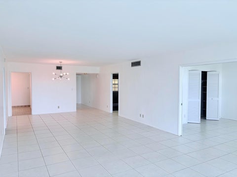 Tiny photo for 804 Cypress Grove Lane #508, Pompano Beach, FL 33069 (MLS # B26050732)