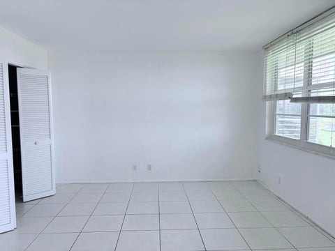 Tiny photo for 804 Cypress Grove Lane #508, Pompano Beach, FL 33069 (MLS # B26050732)