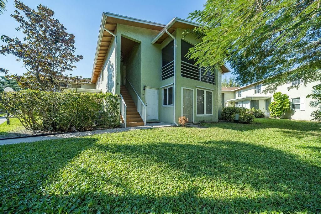 Photo of 12036 Alternaate A1a #B8, Palm Beach Gardens, FL 33418 (MLS # R10852225)