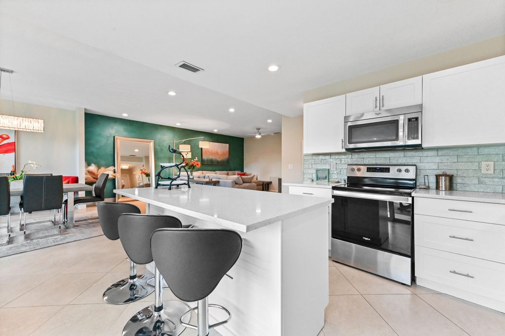 Photo of 343 SW 27th Terrace, Delray Beach, FL 33445 (MLS # R11106946)