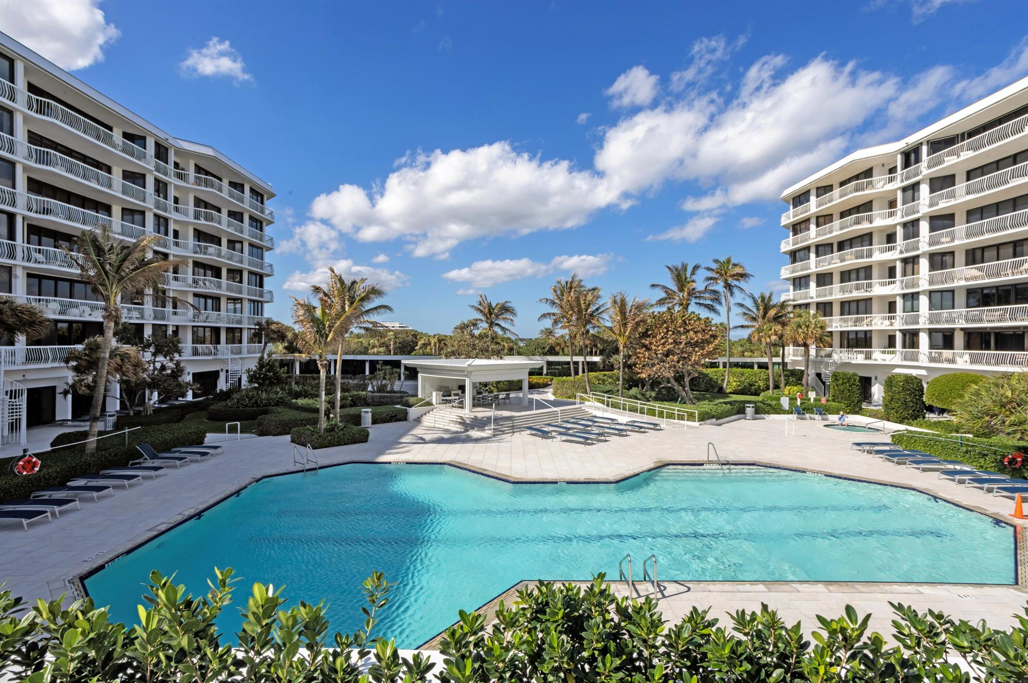 TWENTY ONE HUNDRED CONDO - Residential