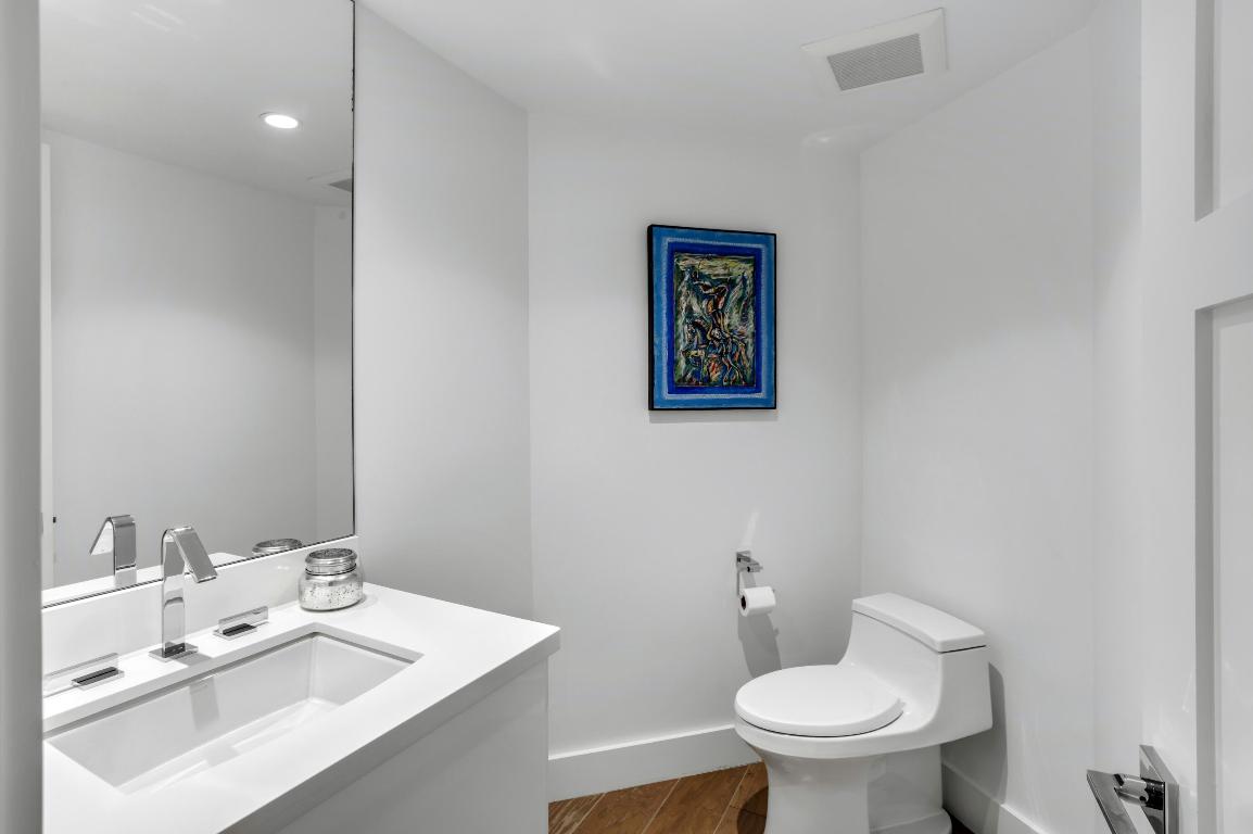 TWENTY ONE HUNDRED CONDO - Residential