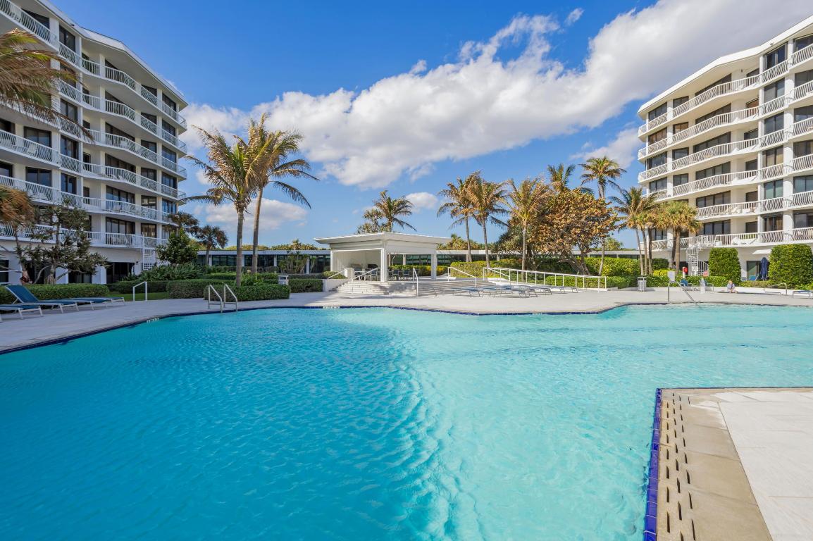 TWENTY ONE HUNDRED CONDO - Residential