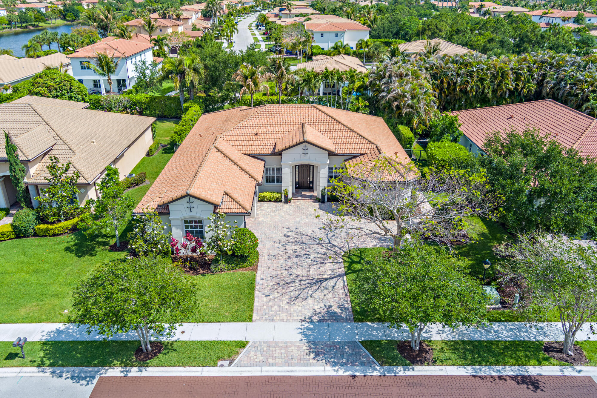 LOXAHATCHEE RESERVE - Residential