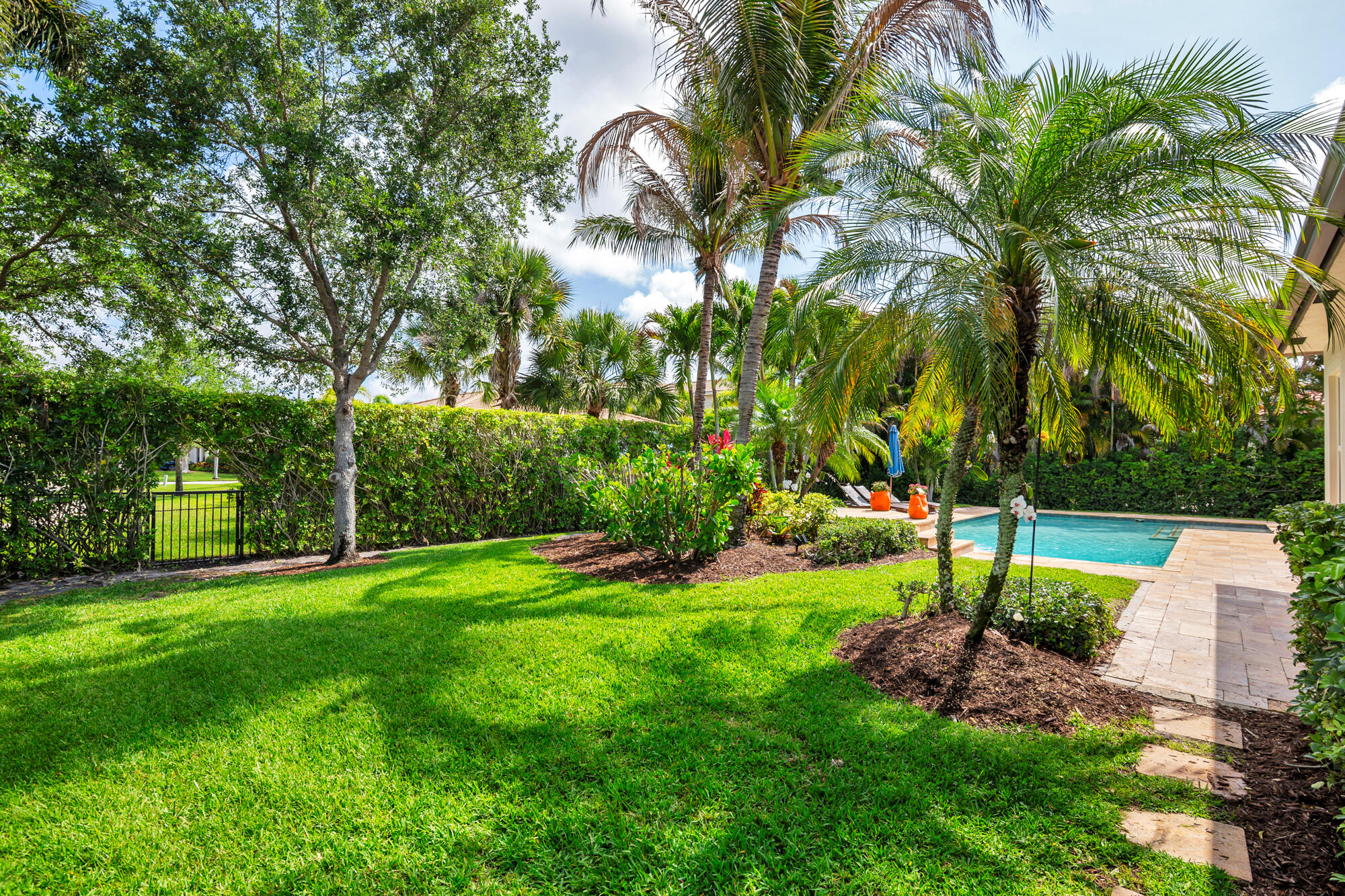 LOXAHATCHEE RESERVE - Residential