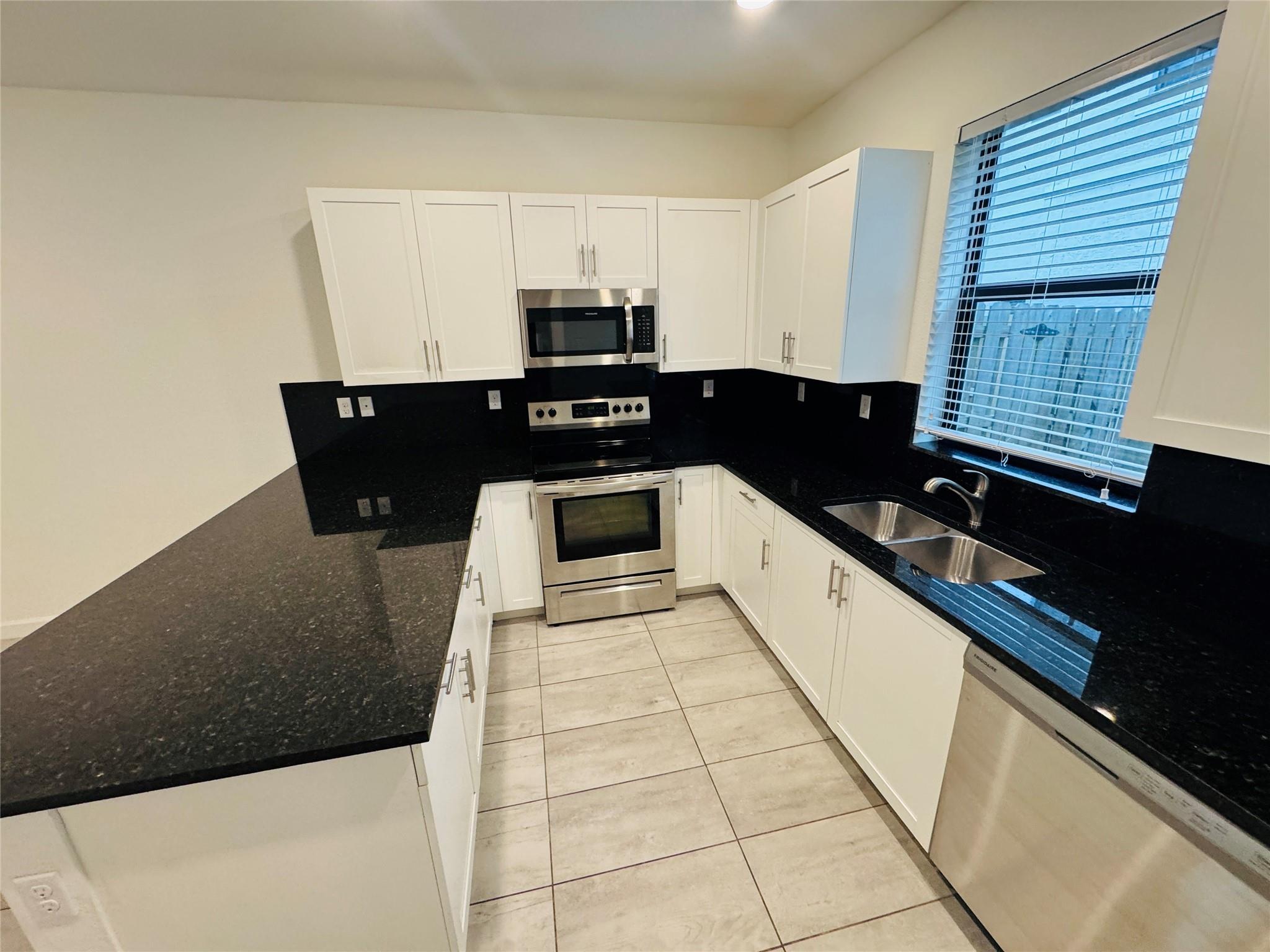 Reserve At Edgewood - Residential Lease