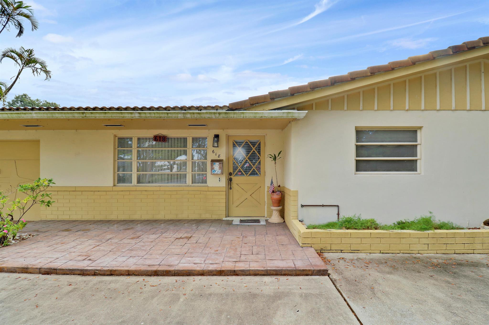 618 Anchorage Drive
