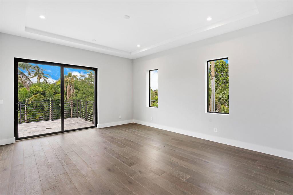 North Palm Trail - Residential